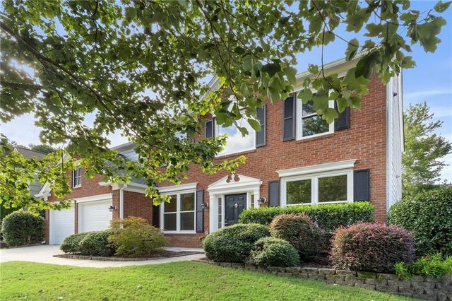 2420 Greyhurst Way SW, Smyrna, GA 30082