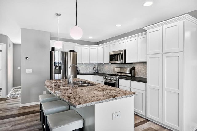 4716 CATALINA Parkway, Mcfarland, WI 53558