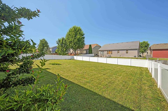 4716 CATALINA Parkway, Mcfarland, WI 53558