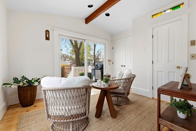 8 California St, Newburyport, MA 01950