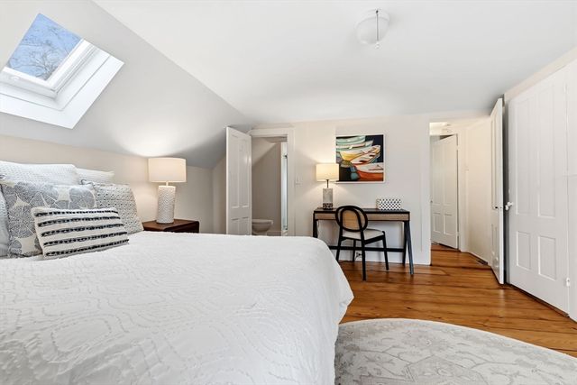 8 California St, Newburyport, MA 01950