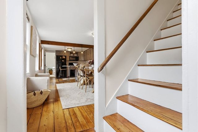 8 California St, Newburyport, MA 01950