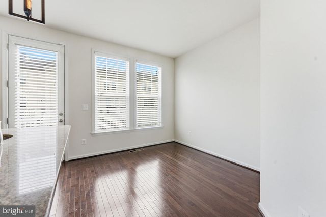 42396 BENFOLD SQ, Brambleton, VA 20148