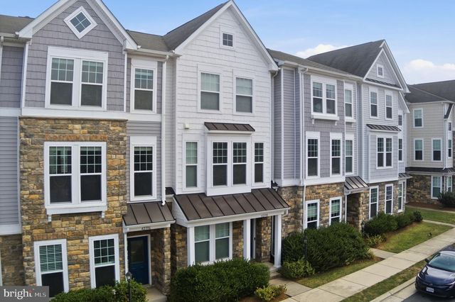 42396 BENFOLD SQ, Brambleton, VA 20148