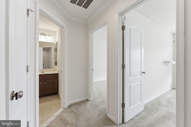 42396 BENFOLD SQ, Brambleton, VA 20148