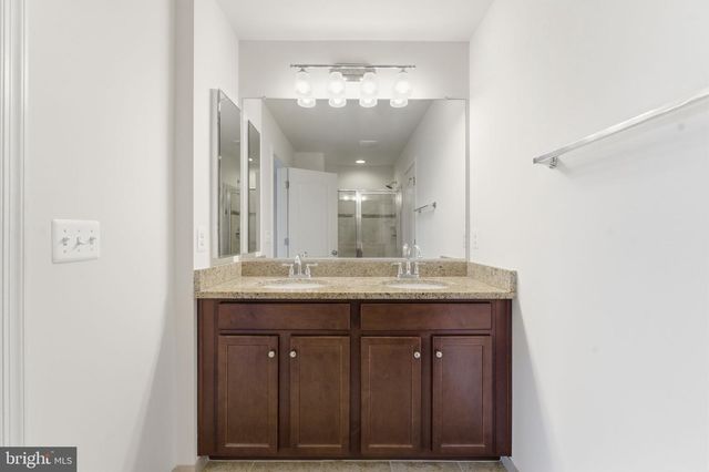 42396 BENFOLD SQ, Brambleton, VA 20148