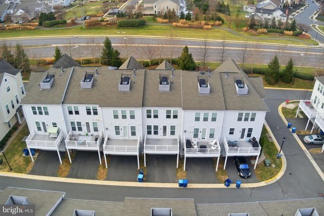 42396 BENFOLD SQ, Brambleton, VA 20148