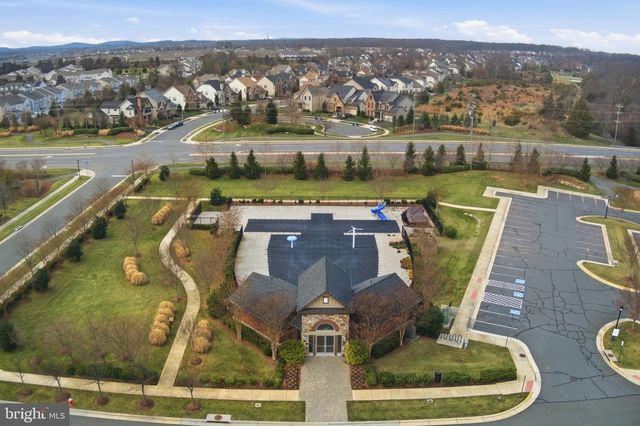 42396 BENFOLD SQ, Brambleton, VA 20148