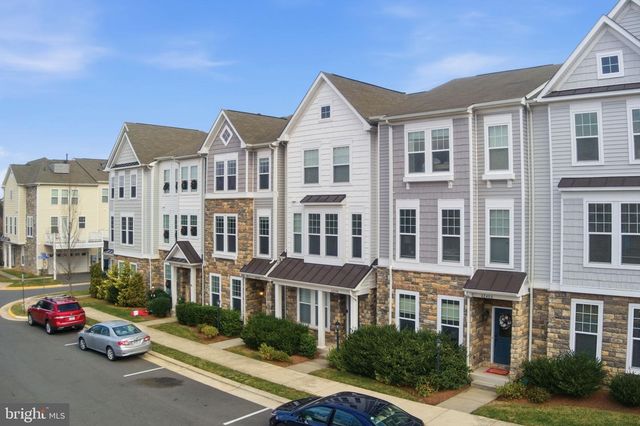 42396 BENFOLD SQ, Brambleton, VA 20148