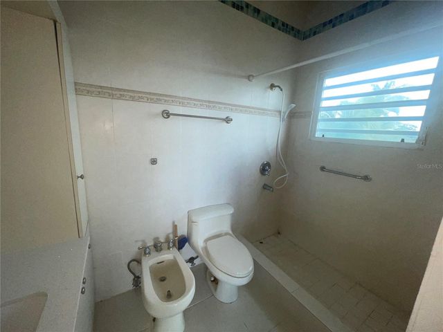 1 LOS PINOS, Cayey, PR 00736