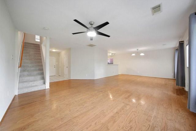 8016 Golf Green Circle, Houston, TX 77036