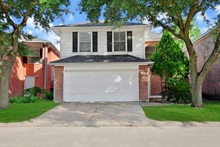 8016 Golf Green Circle, Houston, TX 77036