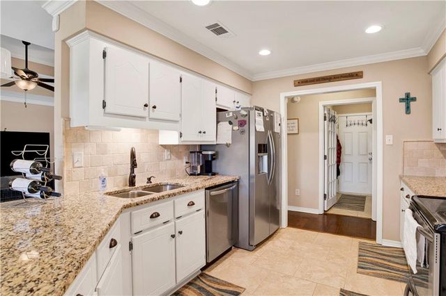 8590 Palmer Woods Drive, Semmes, AL 36575