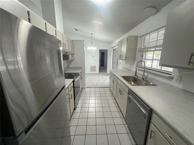 2435 W PARK DR., Deland, FL 32724