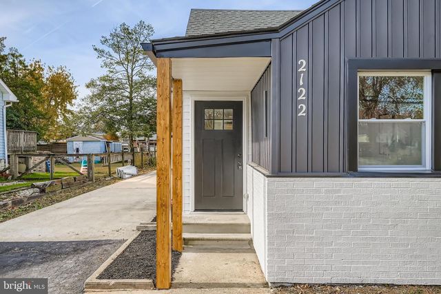 2122 LODGE FOREST DR, Baltimore, MD 21219