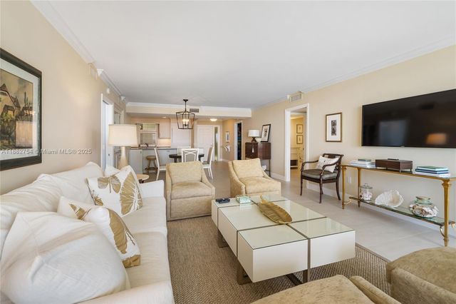 200 Beach Rd 202, Tequesta, FL 33469