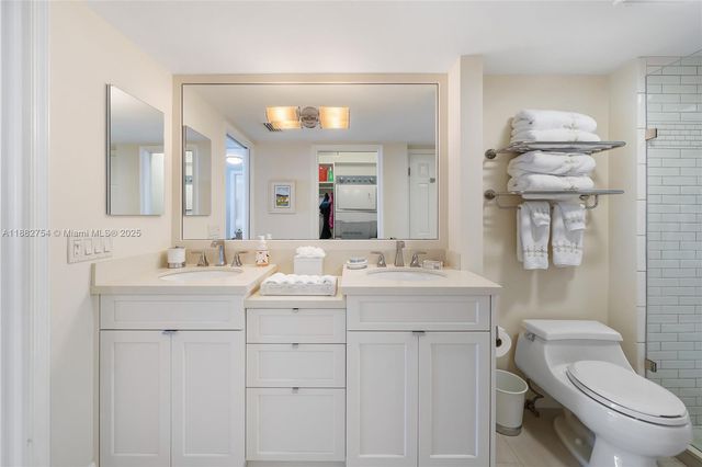 200 Beach Rd 202, Tequesta, FL 33469