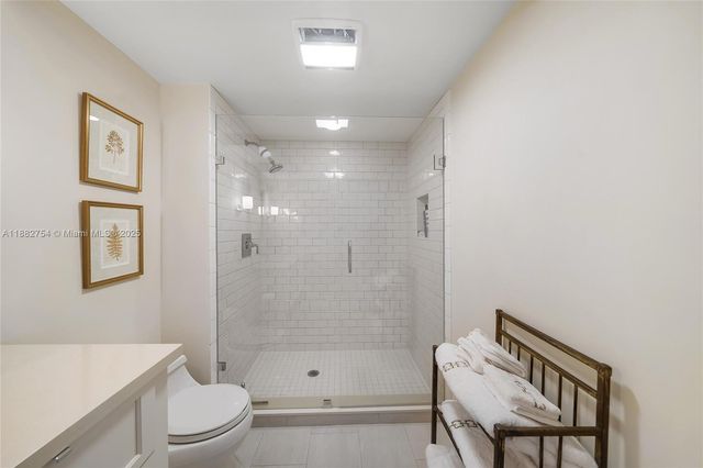 200 Beach Rd 202, Tequesta, FL 33469