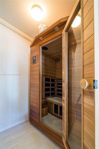 200 Beach Rd 202, Tequesta, FL 33469