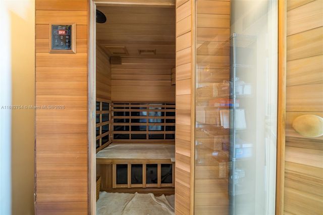 200 Beach Rd 202, Tequesta, FL 33469