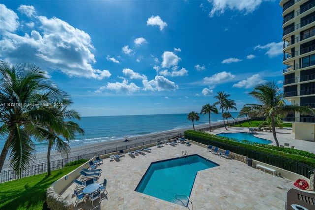 200 Beach Rd 202, Tequesta, FL 33469
