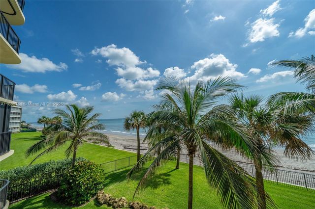 200 Beach Rd 202, Tequesta, FL 33469