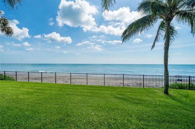 200 Beach Rd 202, Tequesta, FL 33469