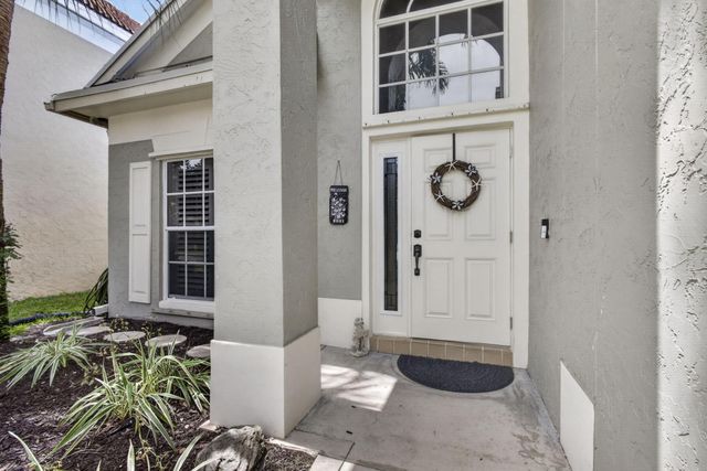 71 Princewood Lane, Palm Beach Gardens, FL 33410