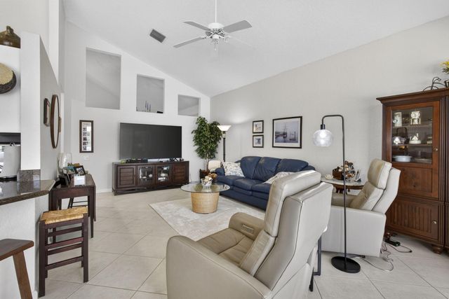 71 Princewood Lane, Palm Beach Gardens, FL 33410