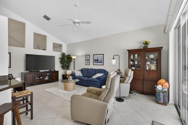 71 Princewood Lane, Palm Beach Gardens, FL 33410