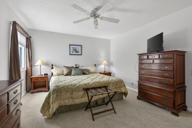 71 Princewood Lane, Palm Beach Gardens, FL 33410