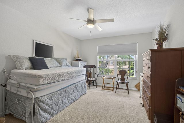 71 Princewood Lane, Palm Beach Gardens, FL 33410