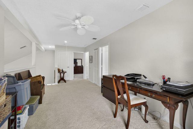 71 Princewood Lane, Palm Beach Gardens, FL 33410