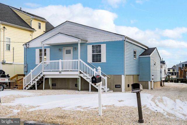202 HERON RD, Tuckerton, NJ 08087