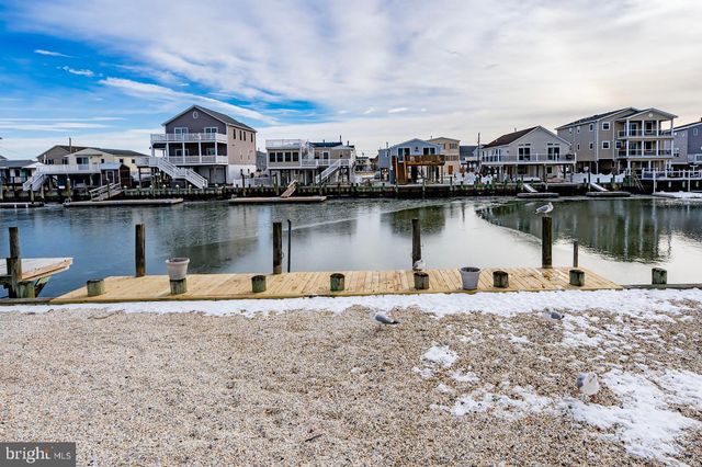 202 HERON RD, Tuckerton, NJ 08087