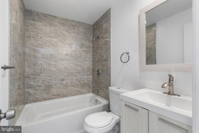202 HERON RD, Tuckerton, NJ 08087