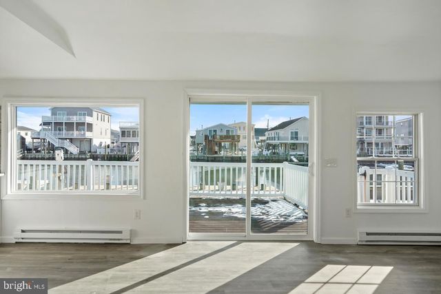 202 HERON RD, Tuckerton, NJ 08087