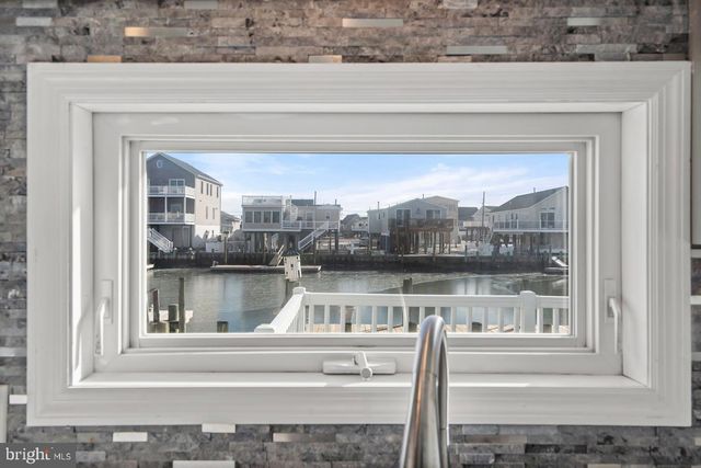 202 HERON RD, Tuckerton, NJ 08087