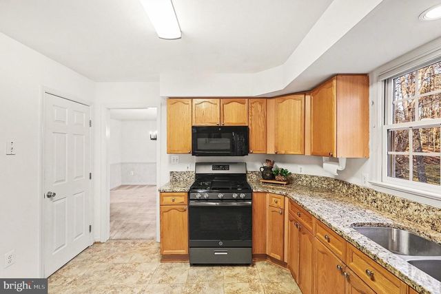 12 BEDFORD CT, Fredericksburg, VA 22406