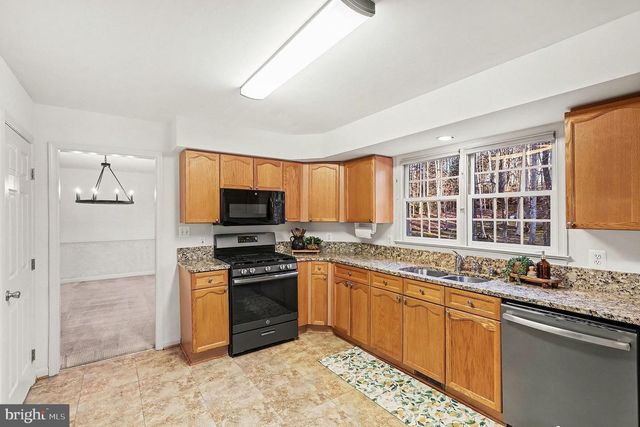 12 BEDFORD CT, Fredericksburg, VA 22406