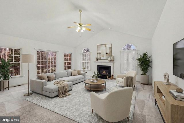 12 BEDFORD CT, Fredericksburg, VA 22406