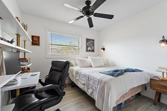 1001 Pottawatomie Street, Jupiter, FL 33458