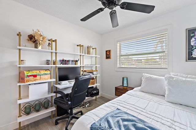 1001 Pottawatomie Street, Jupiter, FL 33458