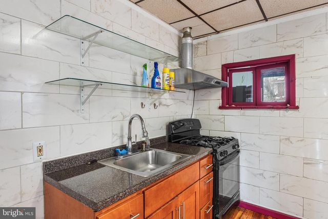 2916 CARMAN ST, Camden, NJ 08105