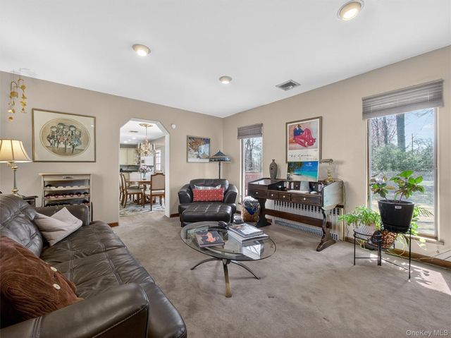 31 Sharon Drive, New City, NY 10956