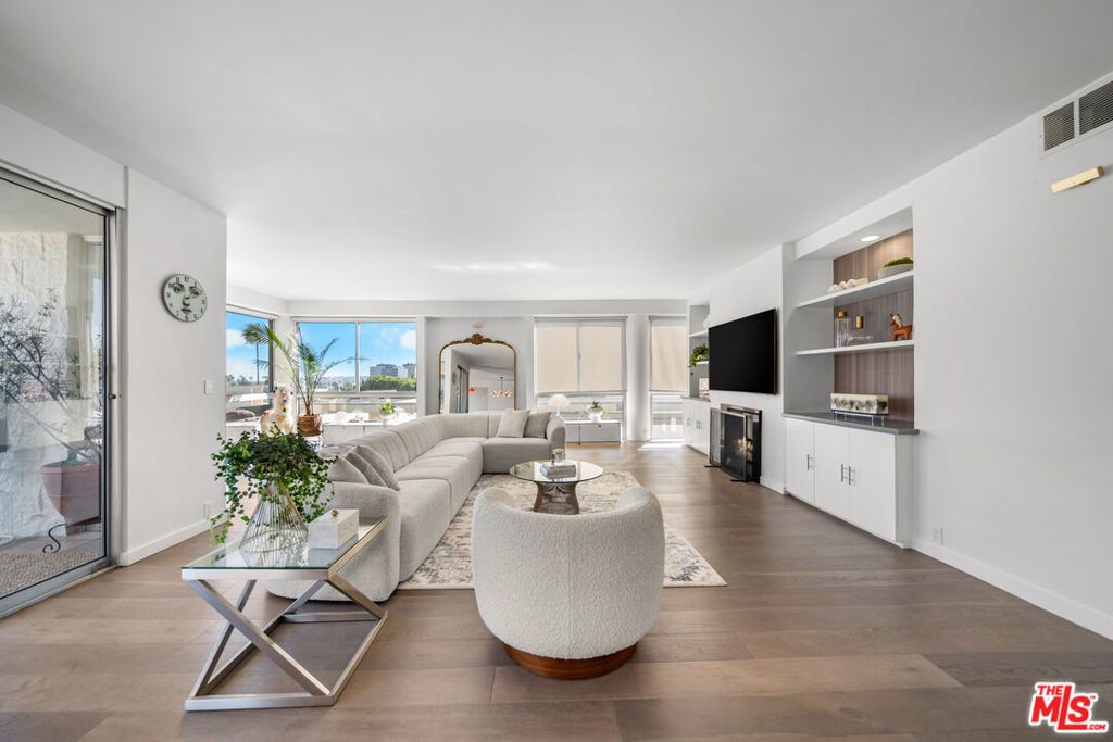 320 N Maple Drive 507, Beverly Hills, CA 90210 — exterior