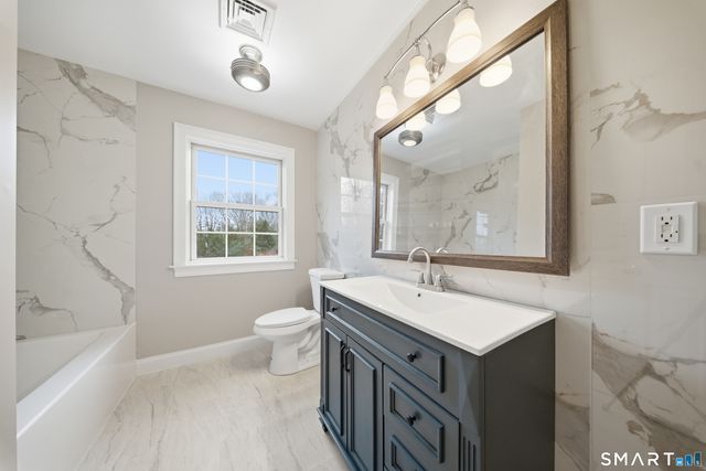 4 Valley Brook Road, East Haddam, CT 06469