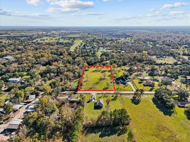 0 Jay Rd, Hitchcock, TX 77563