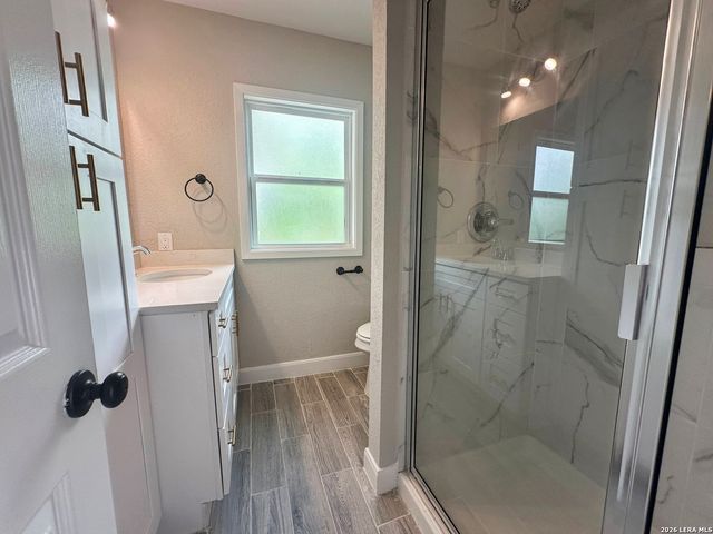 740 Rittiman Rd, Terrell Hills, TX 78209