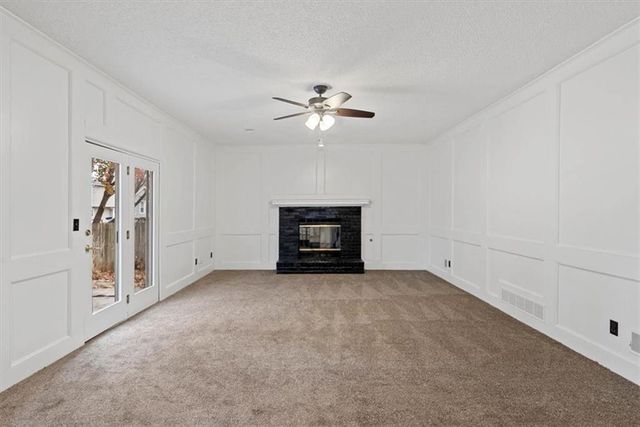 13330 W 112th Terrace, Overland Park, KS 66210